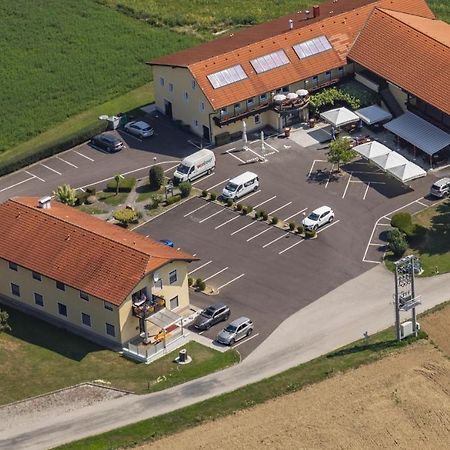 Pension Weinbauer Hofkirchen im Traunkreis エクステリア 写真